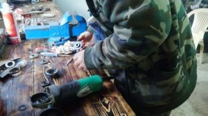 Как заменить подшипник на редукторе болгарки Хитачи.