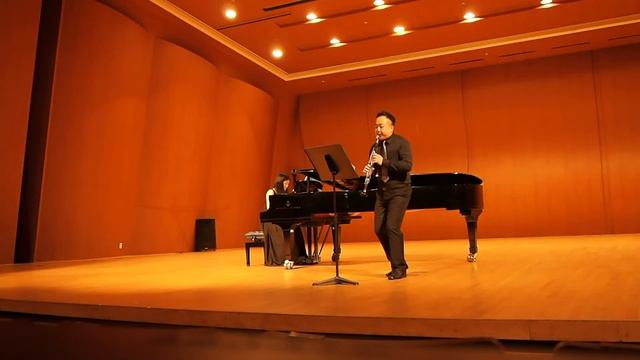 VICTOR BABIN --Hillandale Waltzes FOR CLARINET AND PIANO смотреть онлайн