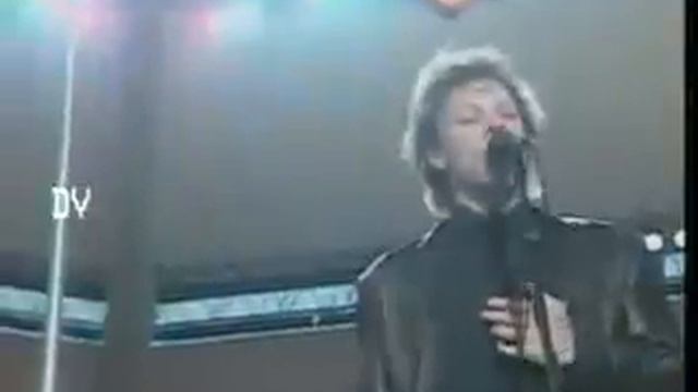 Luciano Pavarotti & Jon Bon Jovi "LET IN RAIN" смотреть онлайн