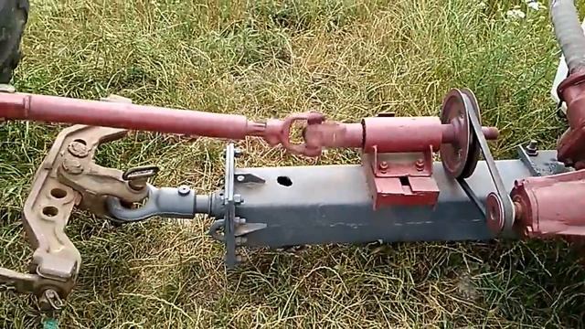 ЮМЗ-6АКЛ закачування води в бочку насосом СЦЛ-00А/UMZ-6AKL Water Injection Pump In The Tank STSL-00