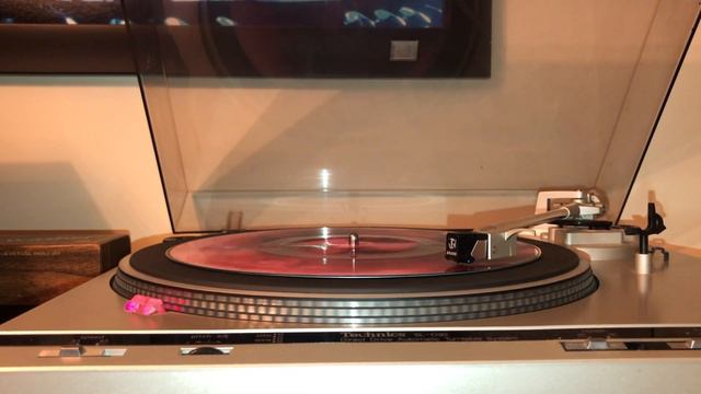 Vinyl Grabs: HHH Records store closing haul. Jazz, prog, soul, and more. Needle drops! смотреть онлайн