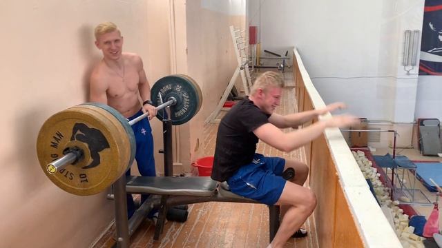 На Раз challenge ! Заруба с Монстром ! Пробуем свои силы по системе @kirillsarychev смотреть онлайн