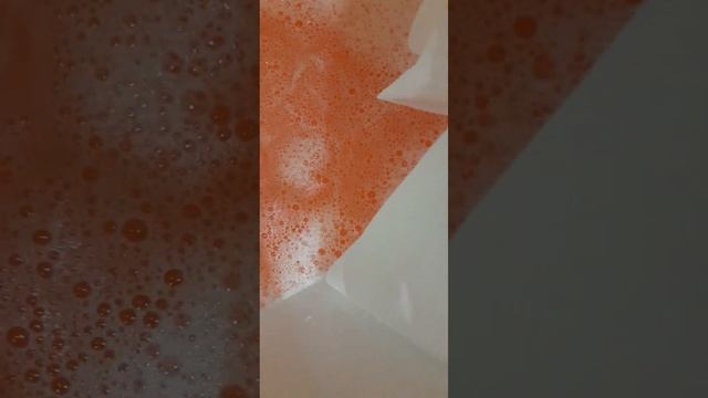 бурлящий шар для ванны RED