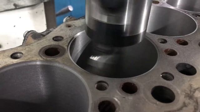 Гильзовка блока цилиндров митсубиси s4s смотреть онлайн