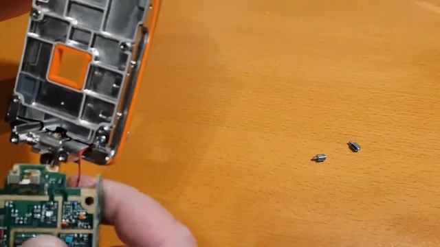 Hytera PD705 DMR Radio Dismantled смотреть онлайн