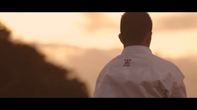 SHUREIDO CM demonstrated by RYO KIYUNA 30sec. 守礼堂CM　喜友名諒篇 смотреть онлайн