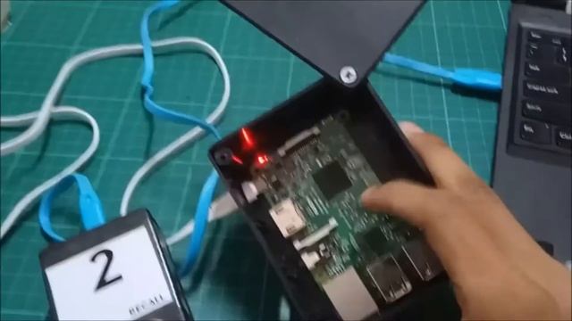 Mesin Antrian Berbasis Web Server Menggunakan Raspberry Pi + NodeJS смотреть онлайн