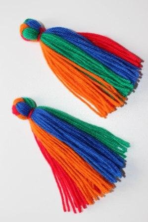 Необычная кисточка из ниток ❗ смотреть онлайн