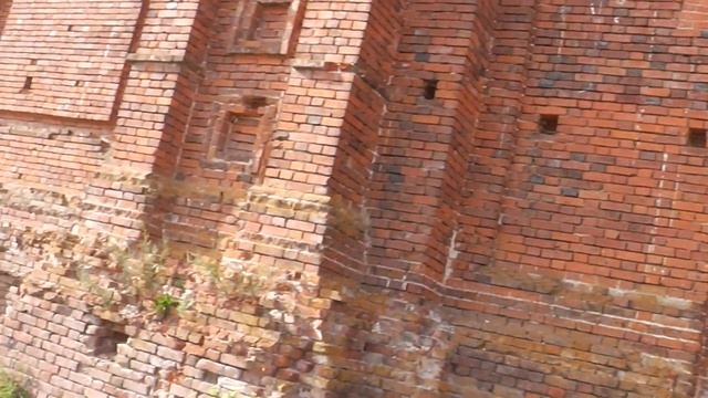 Красный Храм! село Ульяново Калужская область, прогулка по селу.фонтан суперский!