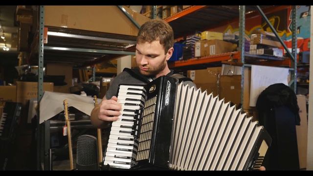 Weltmeister Stella Accordion смотреть онлайн