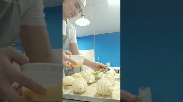 Слоеное тесто.Венская выпечка. #круассаны #слоеноетесторецепт #слоёноетесто #круассаны смотреть онлайн