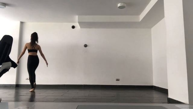 Video Diagonales Técnicas Jazz Dance смотреть онлайн