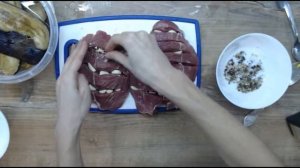 Свинина с замороженными баклажанами в духовке.