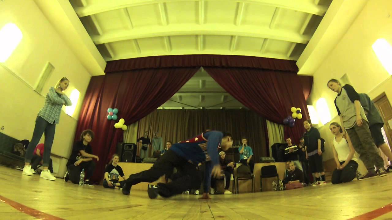 Erzhena Vs Amma (FINAL Bgirl 1x1 | MIRODROM 2014) - #bboy #bgirl #breakdance