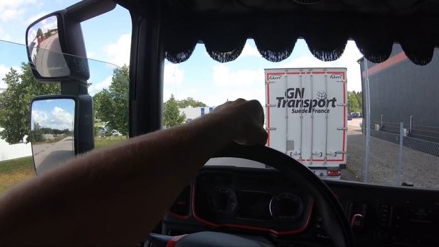 Septembra reiss / Trip with Scania, september RU/ENG subs смотреть онлайн