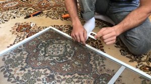 Как произвести замену сломанной ручки на москитной сетке у себя дома.