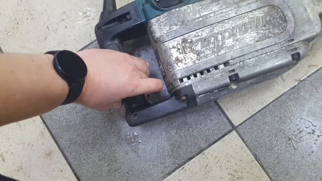 отбойный молоток Makita смотреть онлайн