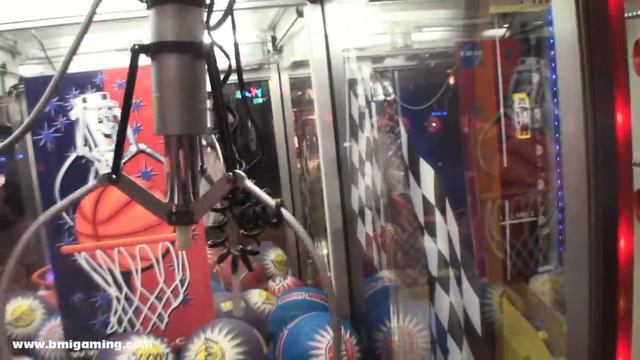 Slam Dunk Basketball Crane Redemption Game - BMIGaming.com - Elaut USA смотреть онлайн