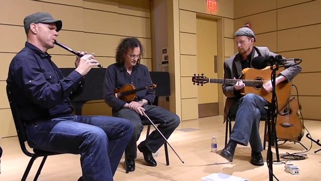 The Teetotallers at WCU 4-14-14 Dear Irish Boy-Sally Sloane's Jigs-Reel смотреть онлайн