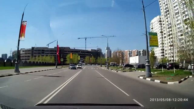 Ушел от столкновения на Kia Sportage KM... смотреть онлайн