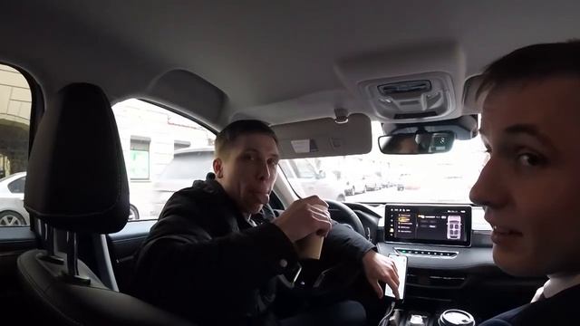 Блатные водители в VIP-TAXI / таксую на Майбахе смотреть онлайн