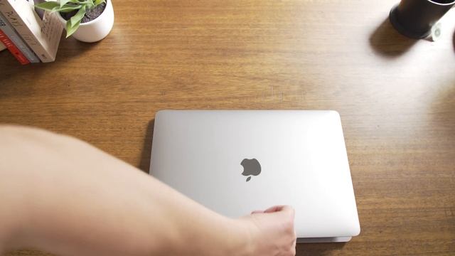 Apple MacBook Pro 13 inch review (2020): Great laptop, finally with a decent keyboard смотреть онлайн