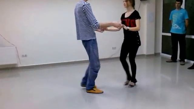 Сальса. ЛА. cross body lead и правый поворот ( между out правый поворот) смотреть онлайн