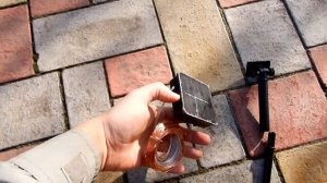 Гирлянды на солнечных батареях из Китая (Aliexpress). PS через несколько дней  быстро разряжаются.