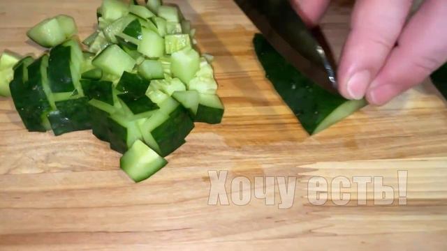 ЧТО ДЕЛАТЬ С ПЕРЕРОСШИМИ ОГУРЦАМИ? Приготовьте эту вкусную закуску смотреть онлайн