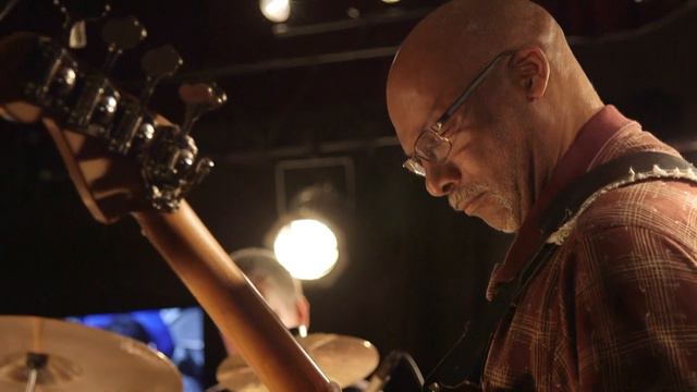 Mapex Black Panther Design Lab Performances: Russ Miller - "Organ Grinder" смотреть онлайн