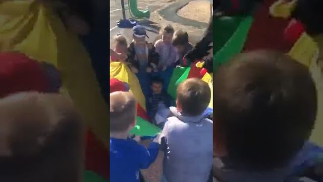 Дима 6 лет Бетмен в садике смотреть онлайн