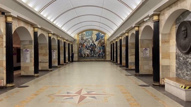 Станция метро Адмиралтейская/ Admiralteyskaya metro station смотреть онлайн