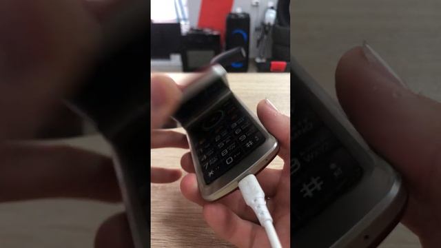 LG G360 смотреть онлайн