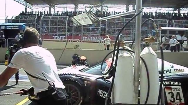 Pit Stop Daniel Serra e Chico Longo смотреть онлайн