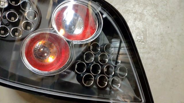 Задние фонари для PEUGEOT 307 (01-07) светодиодные черные смотреть онлайн