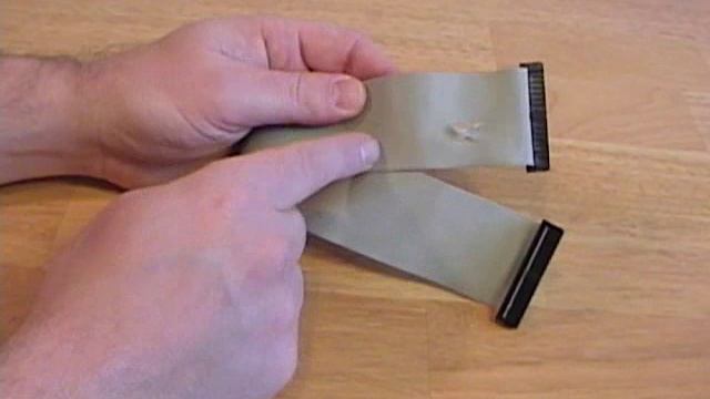 Remove and Install a Floppy Drive смотреть онлайн
