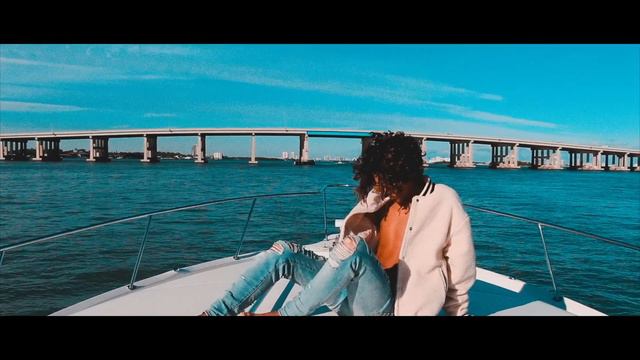 Omar Rudberg - QUE PASA (ft. Lamix) [Official Music Video]