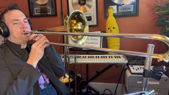 Howl's Moving Castle - trombone and piano смотреть онлайн