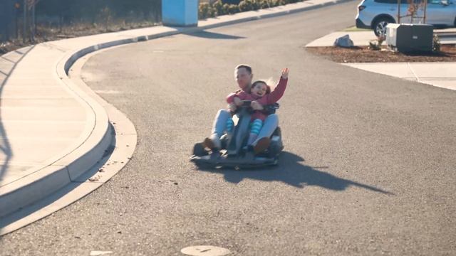 Neighbors go for a ride in Segway ninebot GoKart PRO on Thanksgiving смотреть онлайн