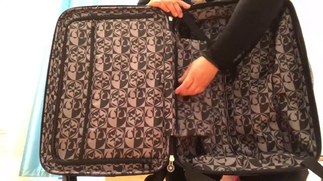 American Tourister Star Wars 21 Inch Harside Spinner, Storm Trooper - UNBOXING смотреть онлайн