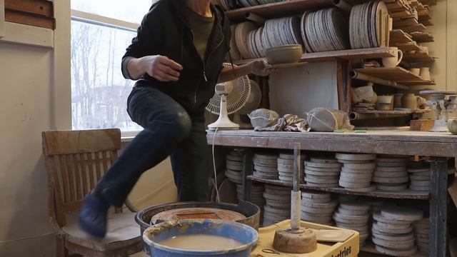 Flow State: The Spirit of Pottery смотреть онлайн