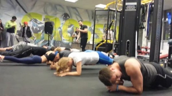 Скай фитнес Sky fitness Держим планку