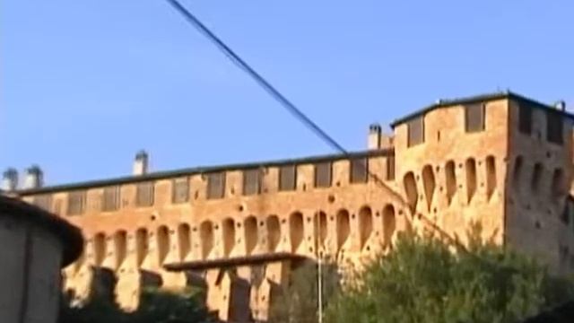 CASTELLO DI GRADARA ITALIA смотреть онлайн