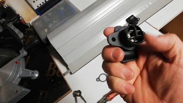 Прицеп своими руками. Установка защиты ригельного замка на роллетном полотне. смотреть онлайн