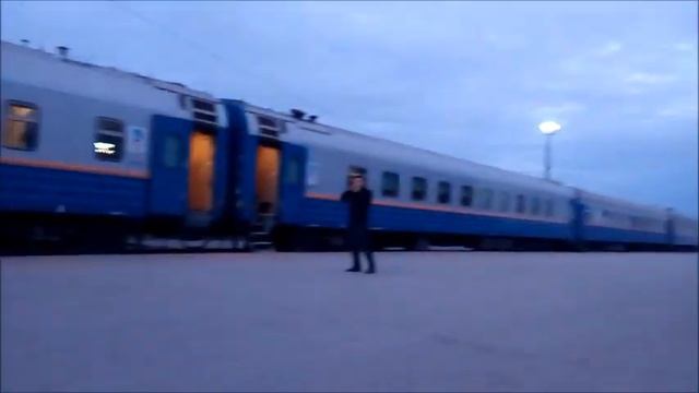 Поезд 691 Атырау Актобе прибыл ранним утром на станцию Актобе в Казахстане Aktobe Station Kazakhsta