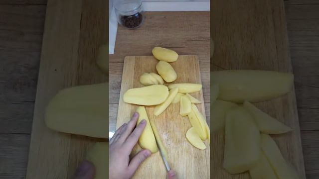 КУРИНЫЕ СЕРДЕЧКИ В ДУХОВКЕ С СЫРОМ И КАРТОШКОЙ смотреть онлайн