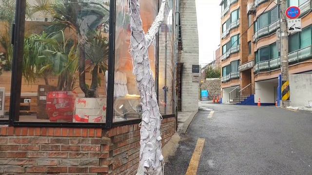 Кратък влог от Хонгде, Южна Корея: Уютно кафене, интересен ресторант, разходка и малко шопинг! смотреть онлайн