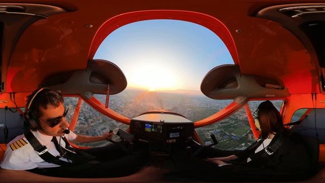 Полет на самолете с аэродрома Солнечный в Красноярске, видео 360 в формате VR смотреть онлайн