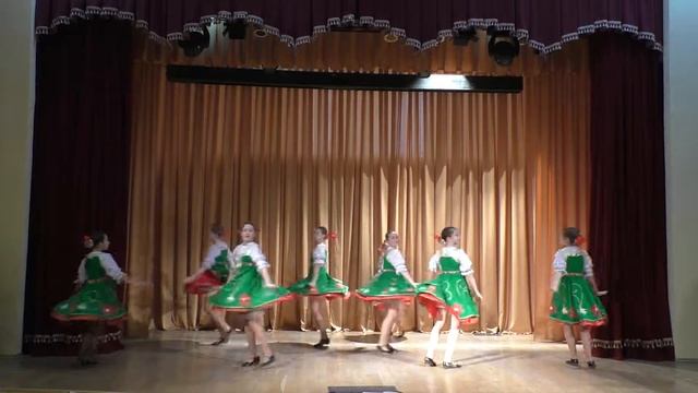 "Озорная плясовая" смотреть онлайн