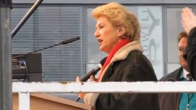 Petra Roth eröffnet Stadtbahn zum Riedberg смотреть онлайн